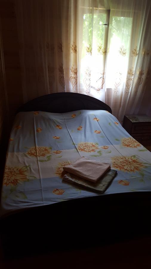 U Iriny Hotel Pitsoenda Buitenkant foto
