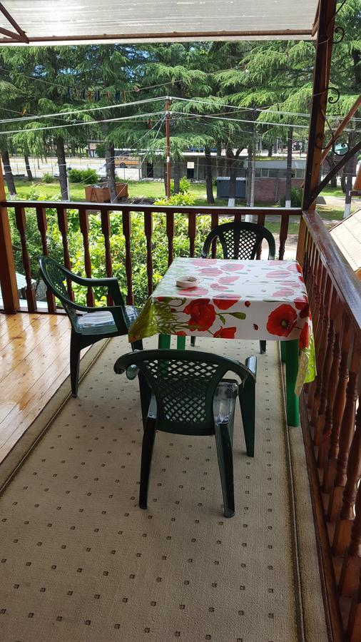 U Iriny Hotel Pitsoenda Buitenkant foto
