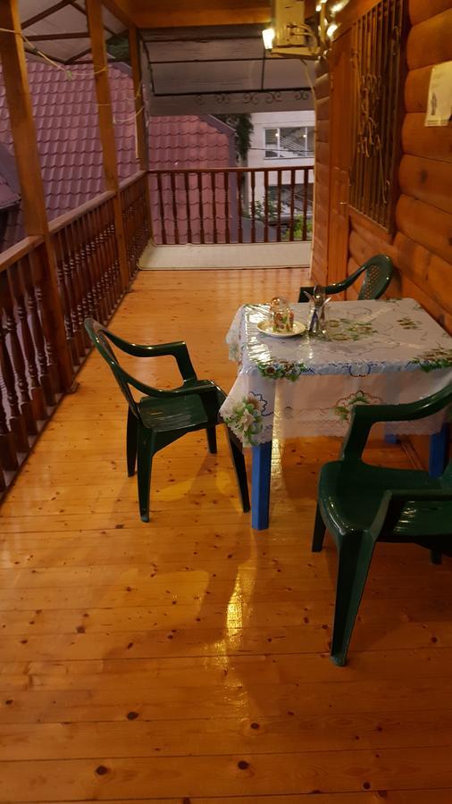 U Iriny Hotel Pitsoenda Buitenkant foto
