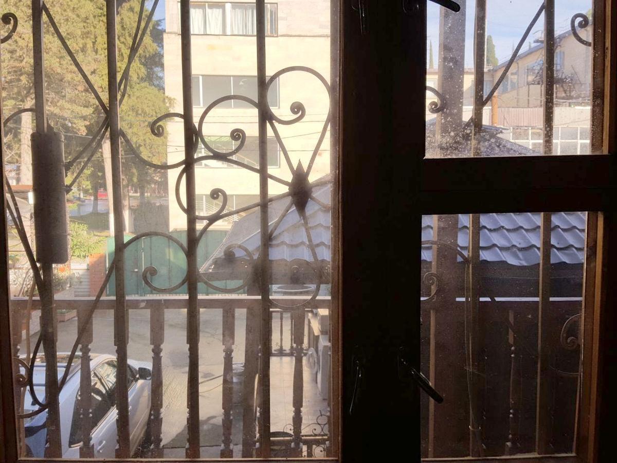 U Iriny Hotel Pitsoenda Buitenkant foto
