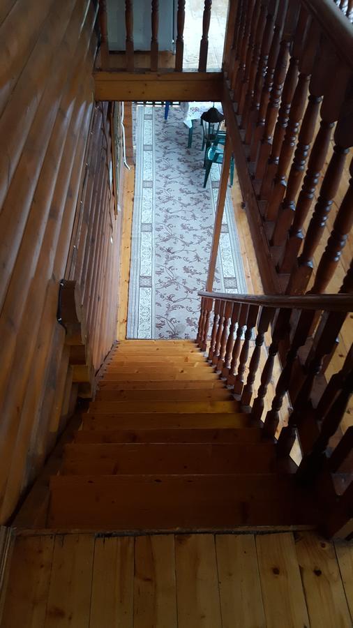 U Iriny Hotel Pitsoenda Buitenkant foto